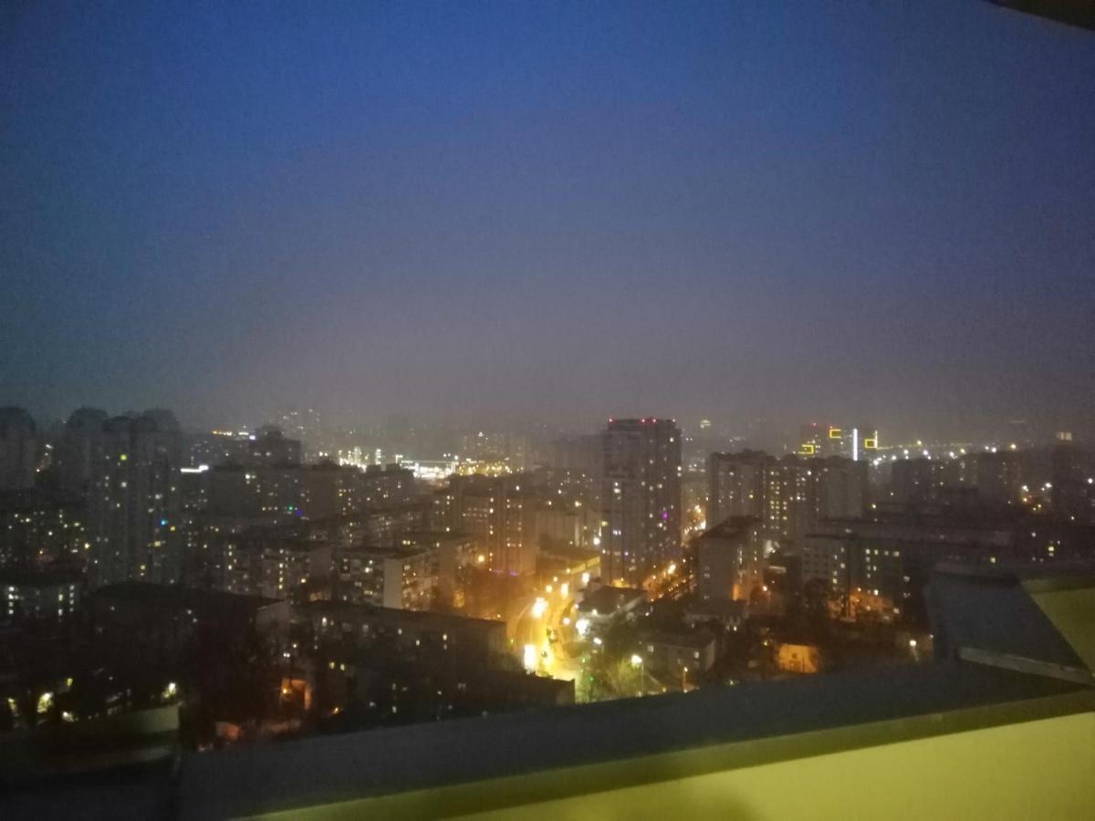 Видовая 25Й Этаж. Новый Дом. Шалимова, Isida. Шулявская, Гарматная, Индустриальный Мост. Космополитан. Большевик. Жд Вокзал. Kiev Extérieur photo